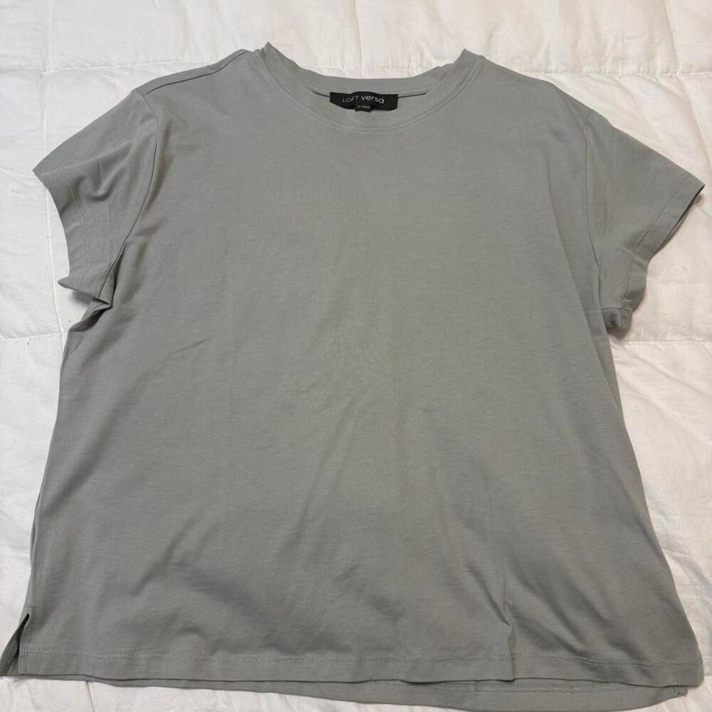 Loft Women's Grey and Green T-shirt